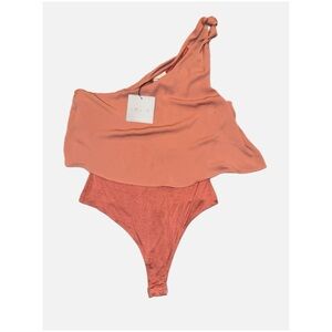 Lelis- One-Shoulder mauve color Bodysuit size Small